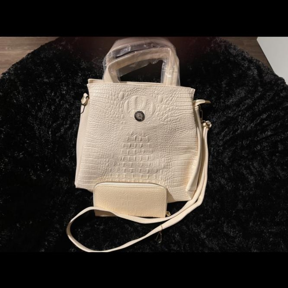 Authentic Mercedes Benz Handbag with wallet